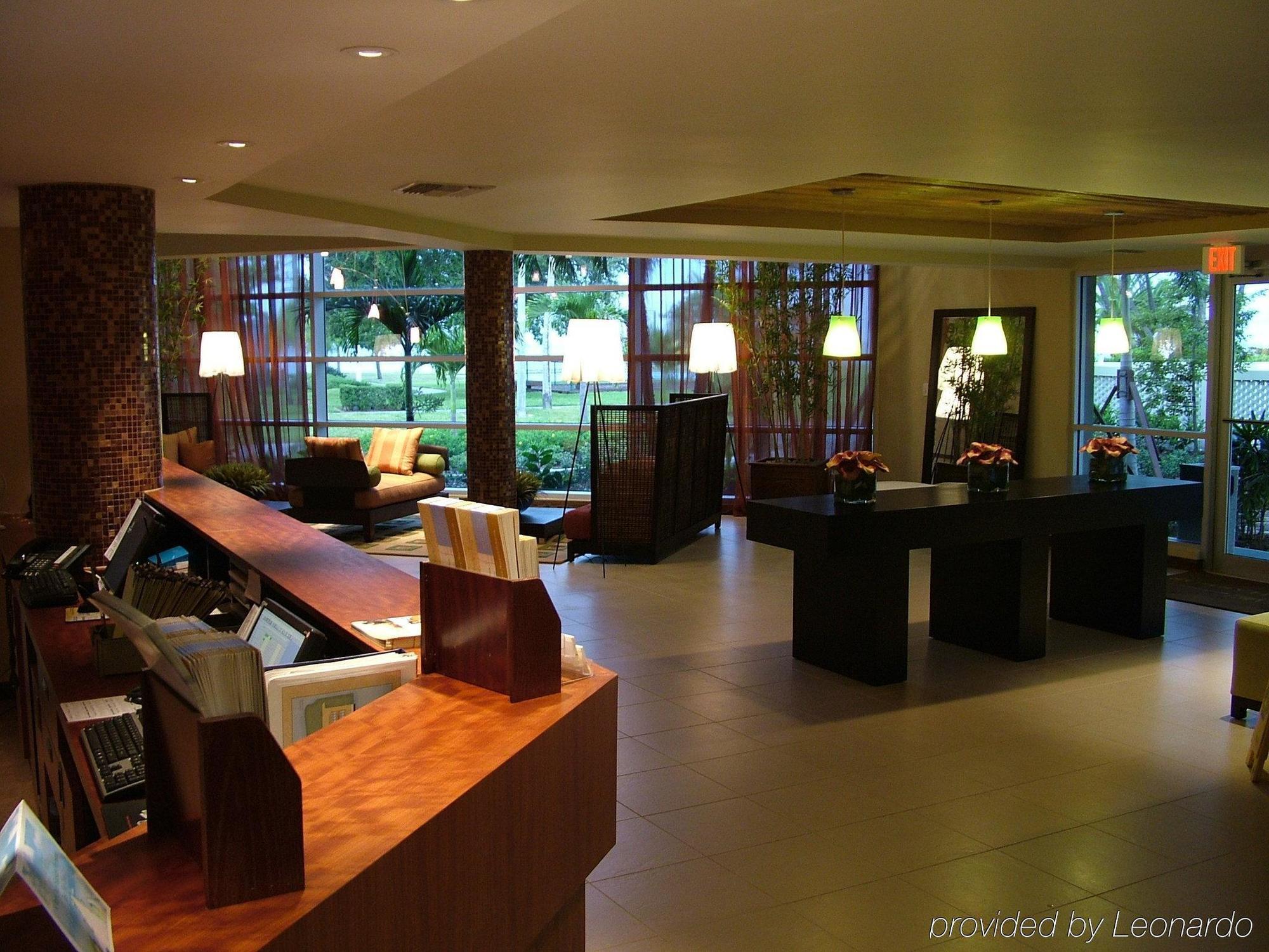 The Inn At Little Harbor Раскин Интерьер фото