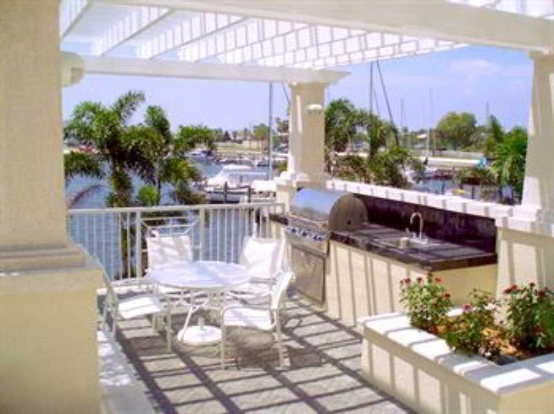 The Inn At Little Harbor Раскин Экстерьер фото